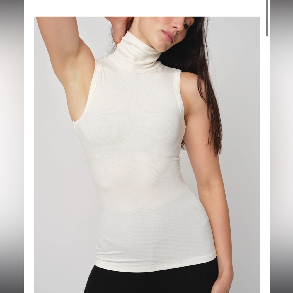 Basic Soft Rib Mockneck Tank Top - Picture 2 of 2